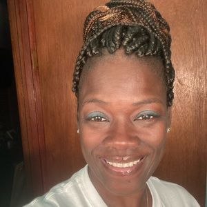 Meet your Posher, Terisa